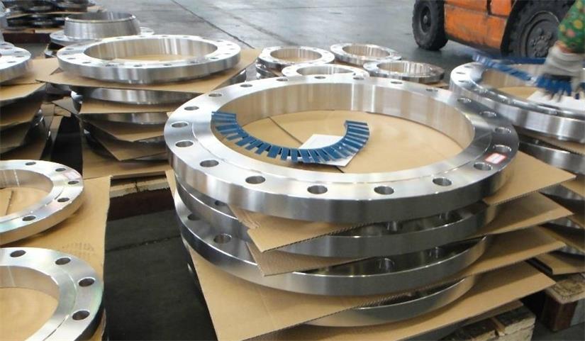 Welded neck flange