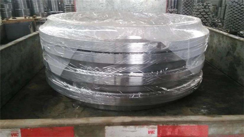 Sliding flange