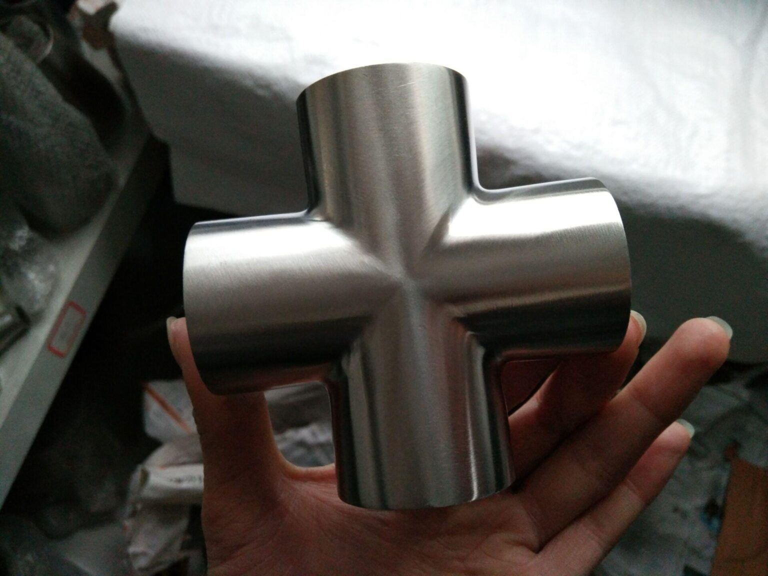 Cross pipe fitting basics: materials, specifications, applications and ...